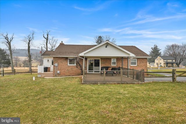 740 S COCALICO RD, Denver, PA 17517