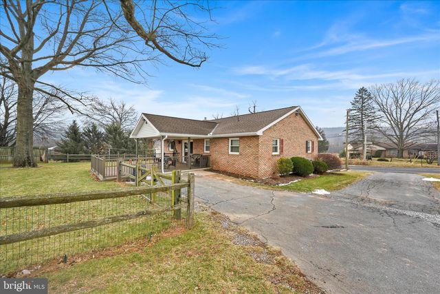 740 S COCALICO RD, Denver, PA 17517