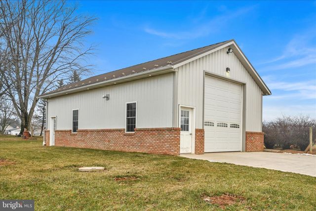 740 S COCALICO RD, Denver, PA 17517