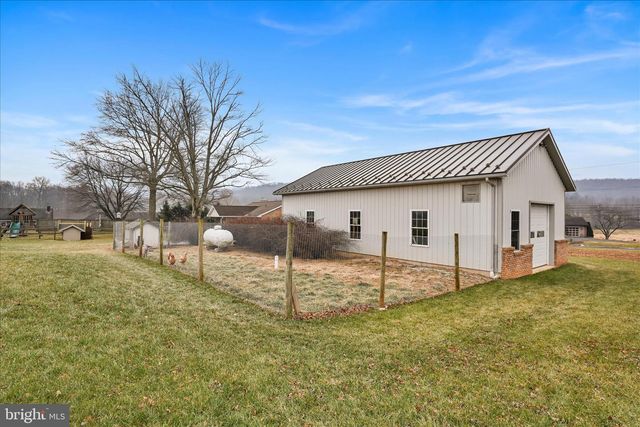 740 S COCALICO RD, Denver, PA 17517