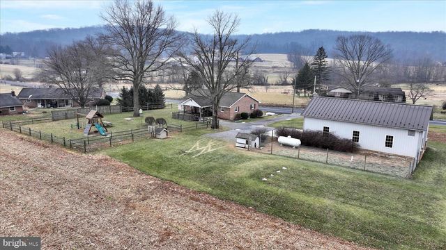 740 S COCALICO RD, Denver, PA 17517