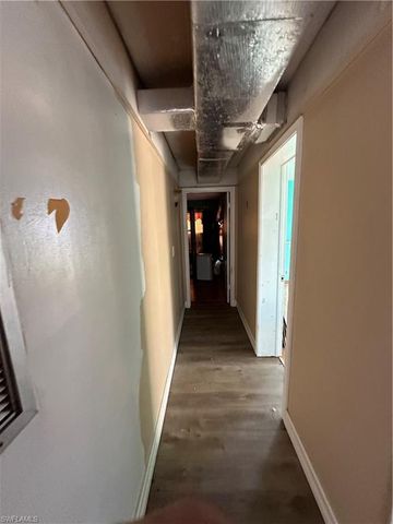 871 Lake McGregor DR, Fort Myers, FL 33919