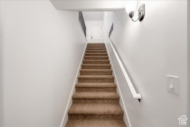 3367 WESTWARD AVE, Enoch, UT 84721