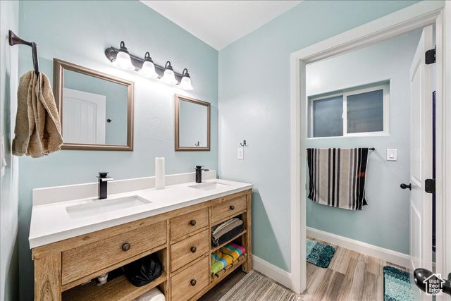 3367 WESTWARD AVE, Enoch, UT 84721