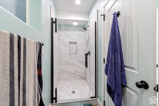 3367 WESTWARD AVE, Enoch, UT 84721