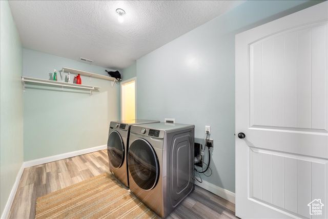 3367 WESTWARD AVE, Enoch, UT 84721