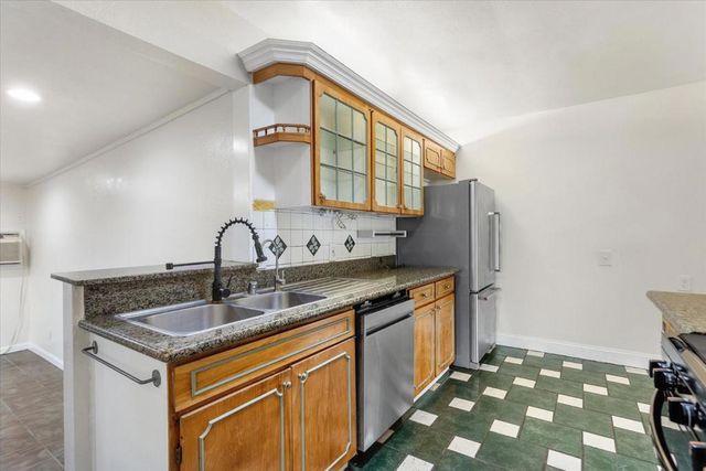 1745 Elmwood Avenue, Stockton, CA 95204