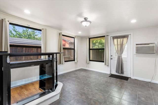 1745 Elmwood Avenue, Stockton, CA 95204