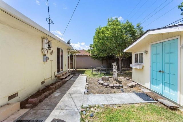1745 Elmwood Avenue, Stockton, CA 95204