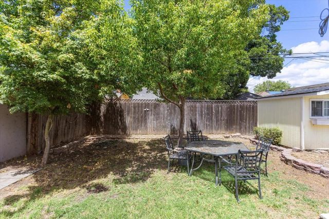 1745 Elmwood Avenue, Stockton, CA 95204