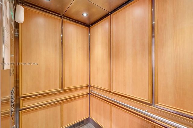 1345 Lincoln Rd 501, Miami Beach, FL 33139