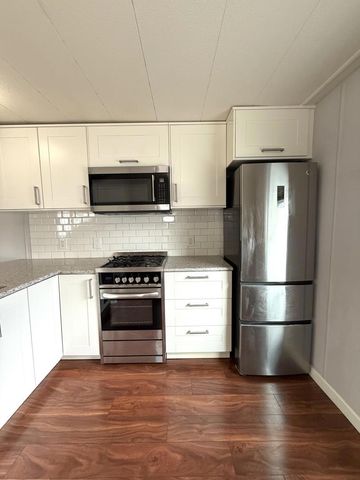 1700 El Camino Real, South San Francisco, CA 94080