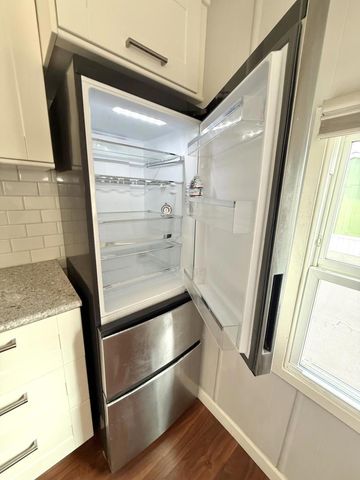 1700 El Camino Real, South San Francisco, CA 94080