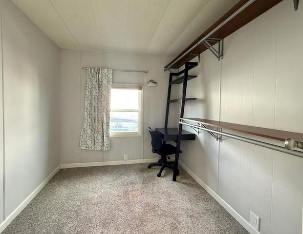 1700 El Camino Real, South San Francisco, CA 94080