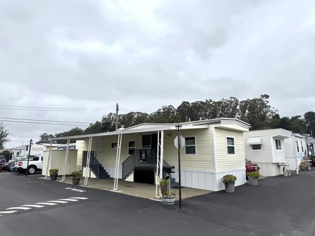 1700 El Camino Real, South San Francisco, CA 94080