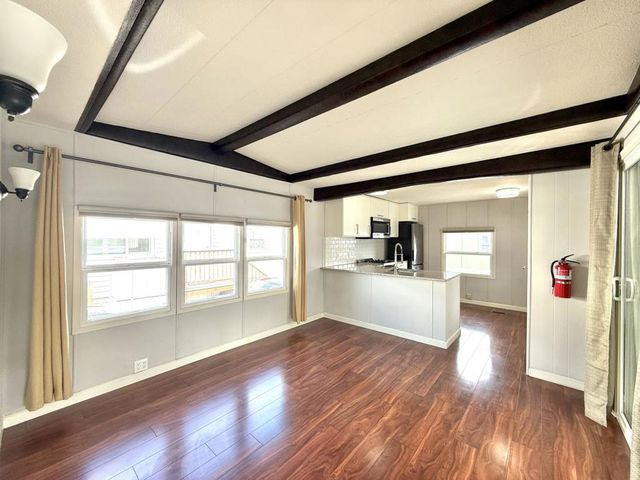 1700 El Camino Real, South San Francisco, CA 94080
