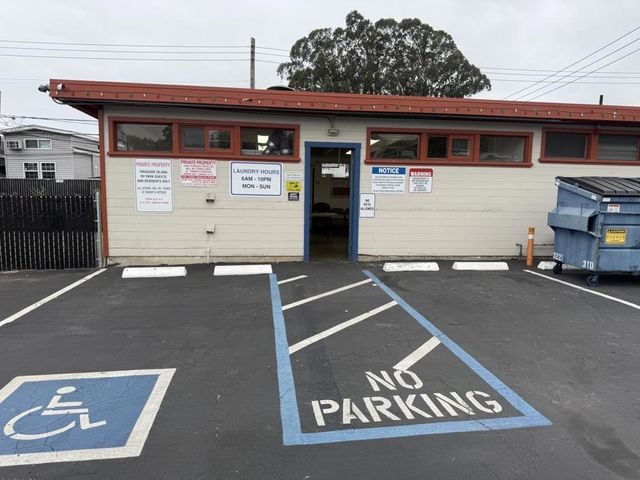 1700 El Camino Real, South San Francisco, CA 94080