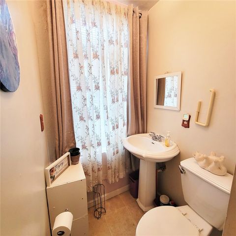 3736 Liberty Ave, Bloomfield, PA 15201