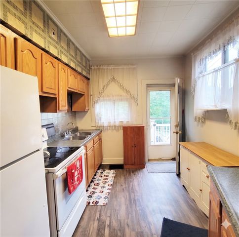 3736 Liberty Ave, Bloomfield, PA 15201