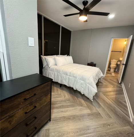 1115 Augusta Drive 38, Houston, TX 77057