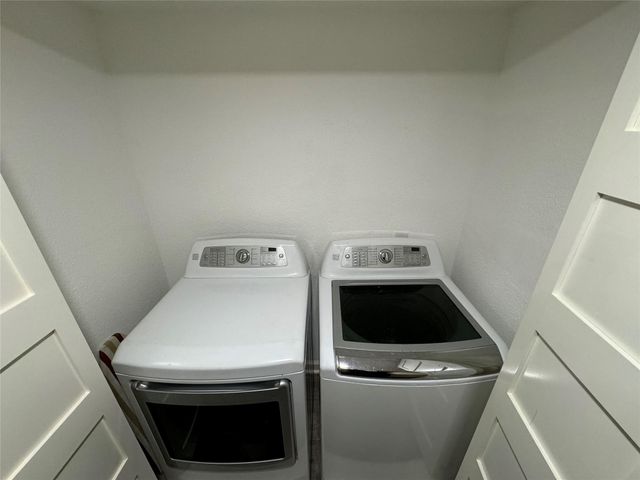 1115 Augusta Drive 38, Houston, TX 77057