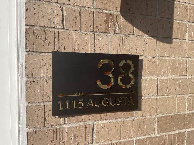 1115 Augusta Drive 38, Houston, TX 77057
