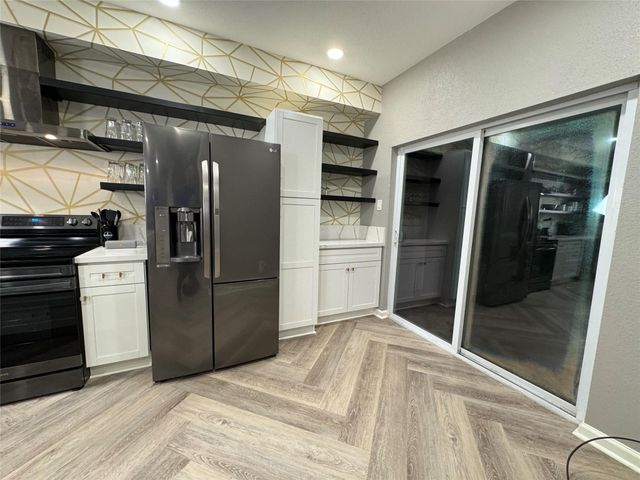 1115 Augusta Drive 38, Houston, TX 77057