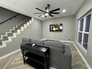 1115 Augusta Drive 38, Houston, TX 77057