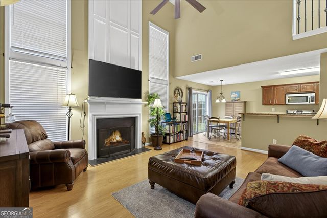 4229 Pentworth Lane NW, Kennesaw, GA 30144