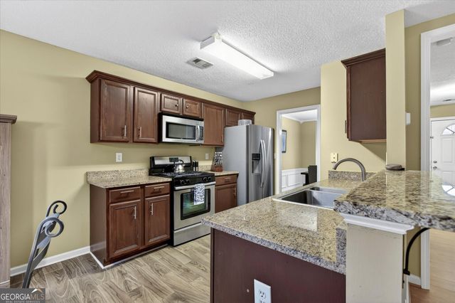 4229 Pentworth Lane NW, Kennesaw, GA 30144