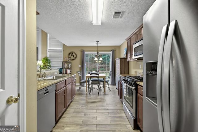 4229 Pentworth Lane NW, Kennesaw, GA 30144