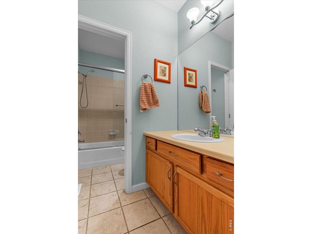 4508 Bella Vista Dr, Longmont, CO 80503