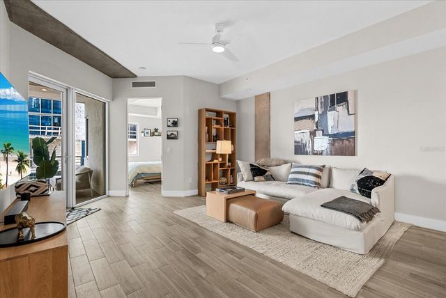 332 COCOANUT AVENUE 302, Sarasota, FL 34236