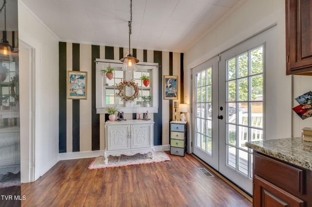 133 Sunrise Drive, Elizabethton, TN 37643