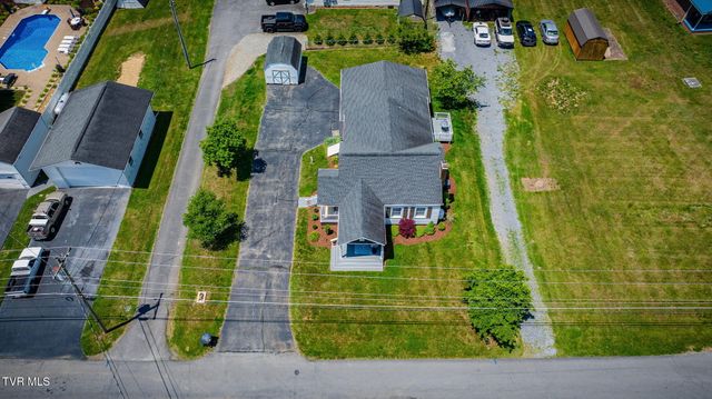 133 Sunrise Drive, Elizabethton, TN 37643