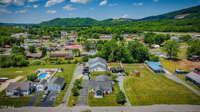 133 Sunrise Drive, Elizabethton, TN 37643