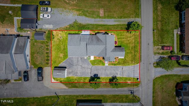 133 Sunrise Drive, Elizabethton, TN 37643