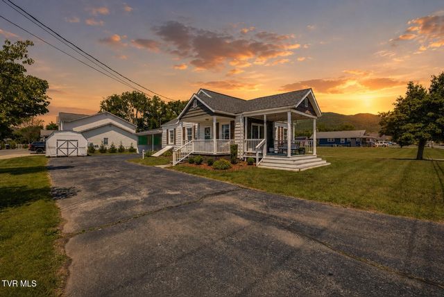 133 Sunrise Drive, Elizabethton, TN 37643