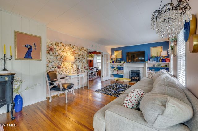 133 Sunrise Drive, Elizabethton, TN 37643
