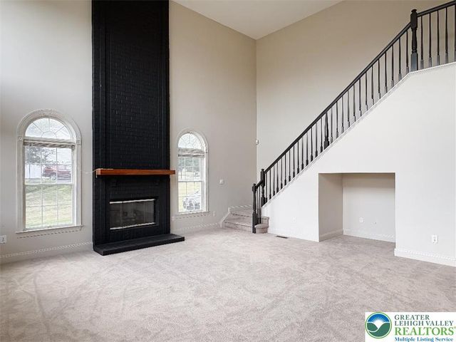 4318 Rexford Drive, Bethlehem Twp, PA 18020