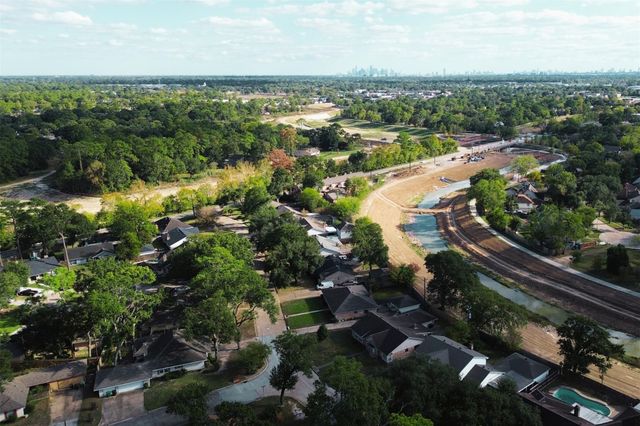 7146 Bayou Forest Drive, Houston, TX 77088