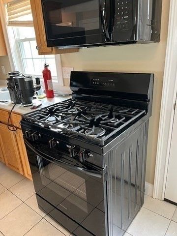 1021 Middlesex Street 1, Lowell, MA 01852