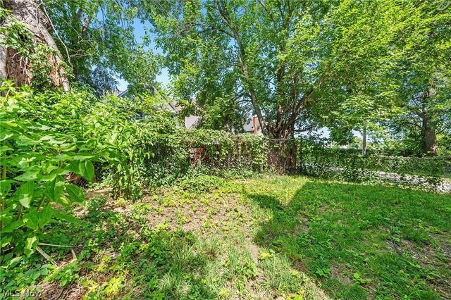 1584 E 94th Street, Cleveland, OH 44106