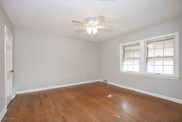 3575 Grosvenor Road, Cleveland Heights, OH 44118