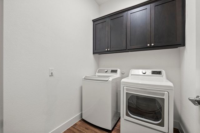 206 Olivia DR 120, Austin, TX 78738