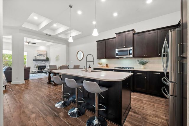 206 Olivia DR 120, Austin, TX 78738