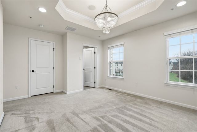 1204 Pointe View Dr, Adams Twp, PA 16046