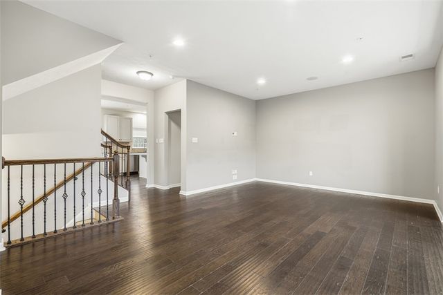 1204 Pointe View Dr, Adams Twp, PA 16046