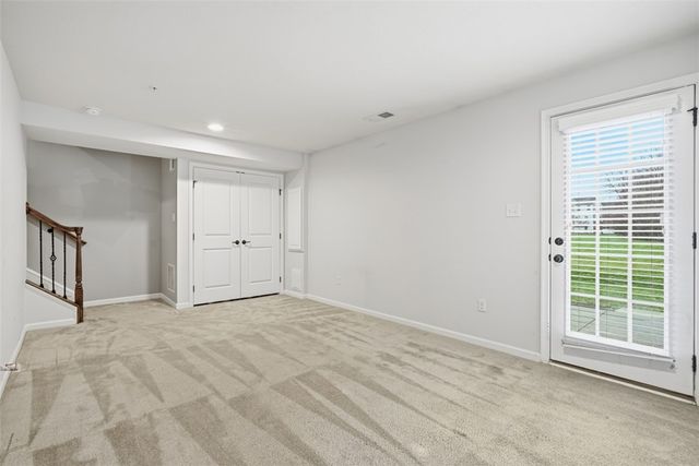 1204 Pointe View Dr, Adams Twp, PA 16046