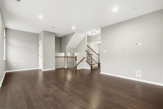 1204 Pointe View Dr, Adams Twp, PA 16046